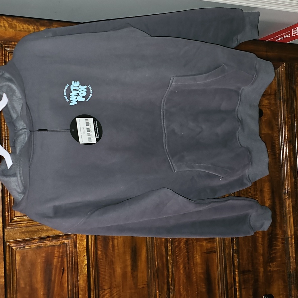 WHITE FOX Nwts Womens Hoodie. Sz XXS/XS. VOLCANIC! Puffy Letters!